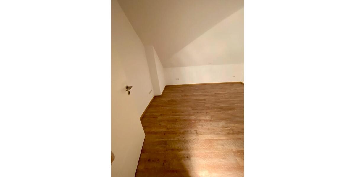 Doppelhaushälfte Habichtswald - 4 Zimmer, 120 m&sup2;, 500.000&euro; | Angebot:26664131