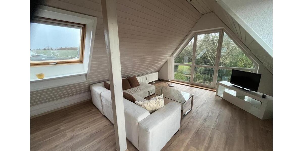 1 ZKB Wohnung, komplett möbliert, Dachgeschoss in zentraler Lage 1 zimmer