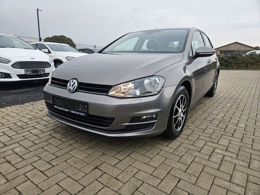 VW Golf 128.061 km 8.450 € Calden 34379