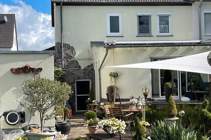 Haus Kassel Philippinenhof-Warteberg - 7 Zimmer, 177 m&sup2;, 395.000&euro; | Angebot:26479090