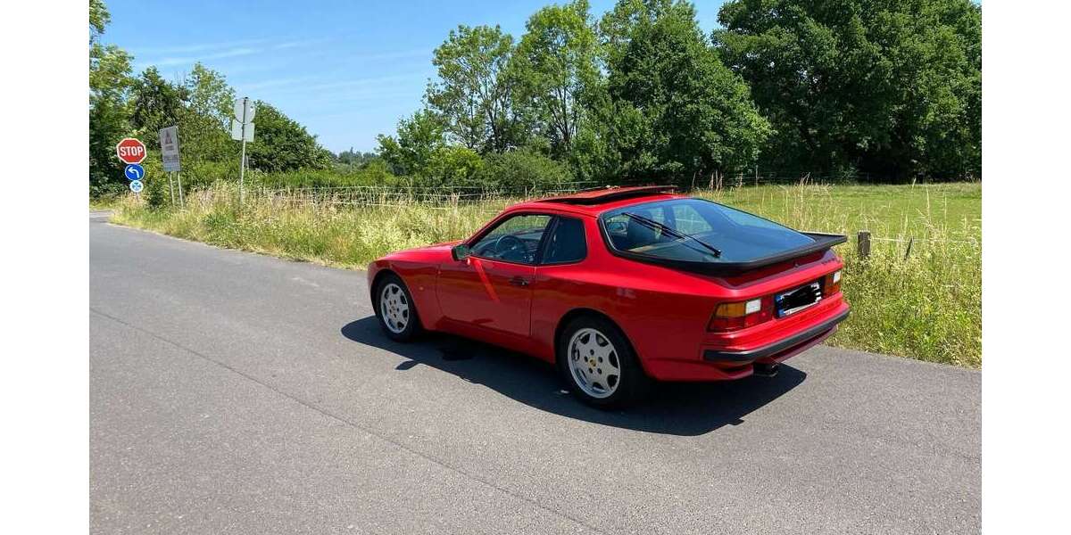 Porsche 944 163.500 km 25.555 € Kassel 34132