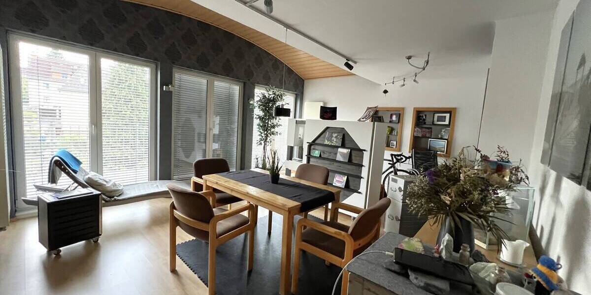 Etagenwohnung Kassel / Kirchditmold Kirchditmold - 4 Zimmer, 98 m&sup2;, 249.000&euro; | Angebot:26377071
