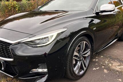 INFINITI Q30 145.000 km 13.950 &euro; Kassel 34117