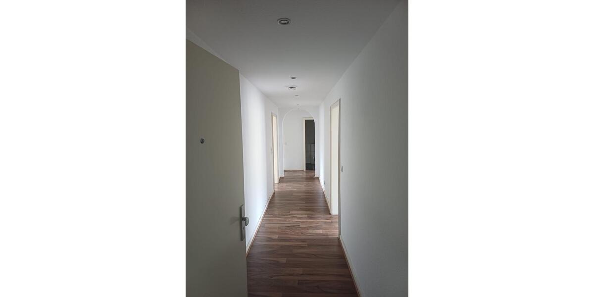 Etagenwohnung Kassel Philippinenhof-Warteberg - 3 Zimmer, 81 m&sup2;, 900&euro; | Angebot:26019504