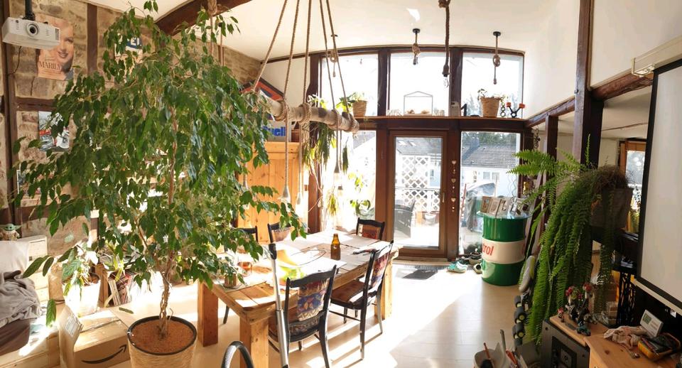 Einfamilienhaus Lohfelden - 6 Zimmer, 140 m&sup2;, 220.000&euro; | Angebot:27005236