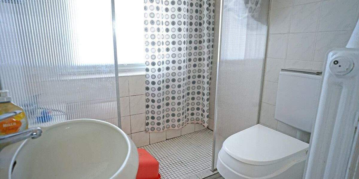 Doppelhaushälfte Kaufungen / Oberkaufungen Oberkaufungen - 7 Zimmer, 202 m&sup2;, 280.000&euro; | Angebot:25727964