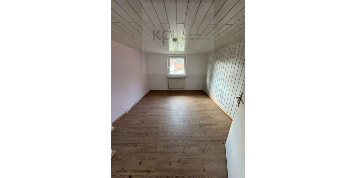 Mehrfamilienhaus, Wohnhaus Großalmerode / Laudenbach Laudenbach - 8 Zimmer, 263 m&sup2;, 139.000&euro; | Angebot:25835107