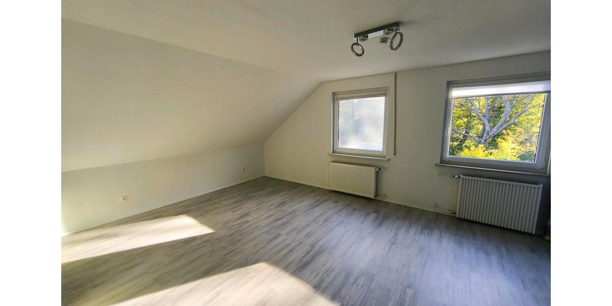 Dachgeschoßwohnung Kaufungen - 2 Zimmer, 60 m&sup2;, 525&euro; | Angebot:26386382