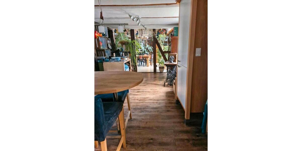 Einfamilienhaus Lohfelden - 6 Zimmer, 140 m&sup2;, 229.000&euro; | Angebot:25975246