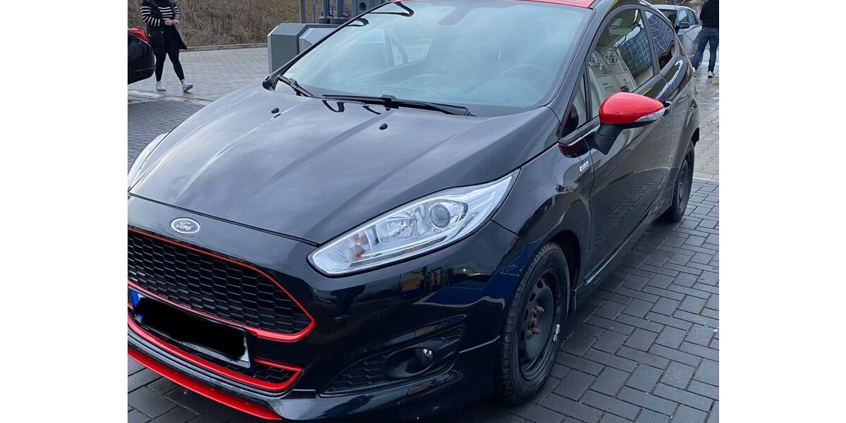 Ford Fiesta 109.000 km 6.999 &euro; Calden 34379