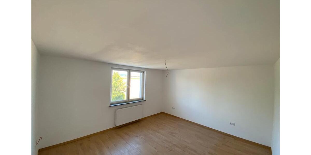 Etagenwohnung Naumburg - 3 Zimmer, 93 m&sup2;, 750&euro; | Angebot:26461181
