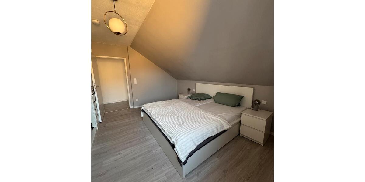 Moderne DG-Wohnung in Niedervellmar – Top-Lage nahe Festplatz 3 zimmer