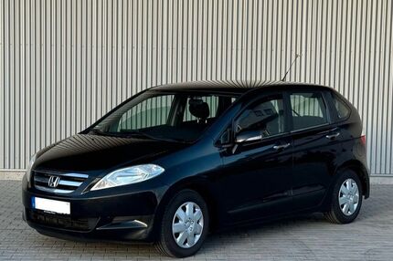 Honda FR-V