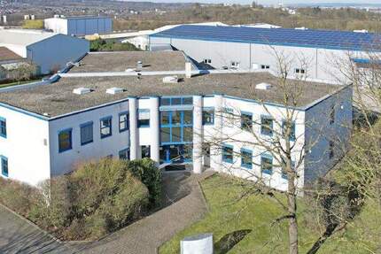 1133 m² Hallen- und Bürofläche im Gewerbegebiet Baunatal an der A 49 zimmer