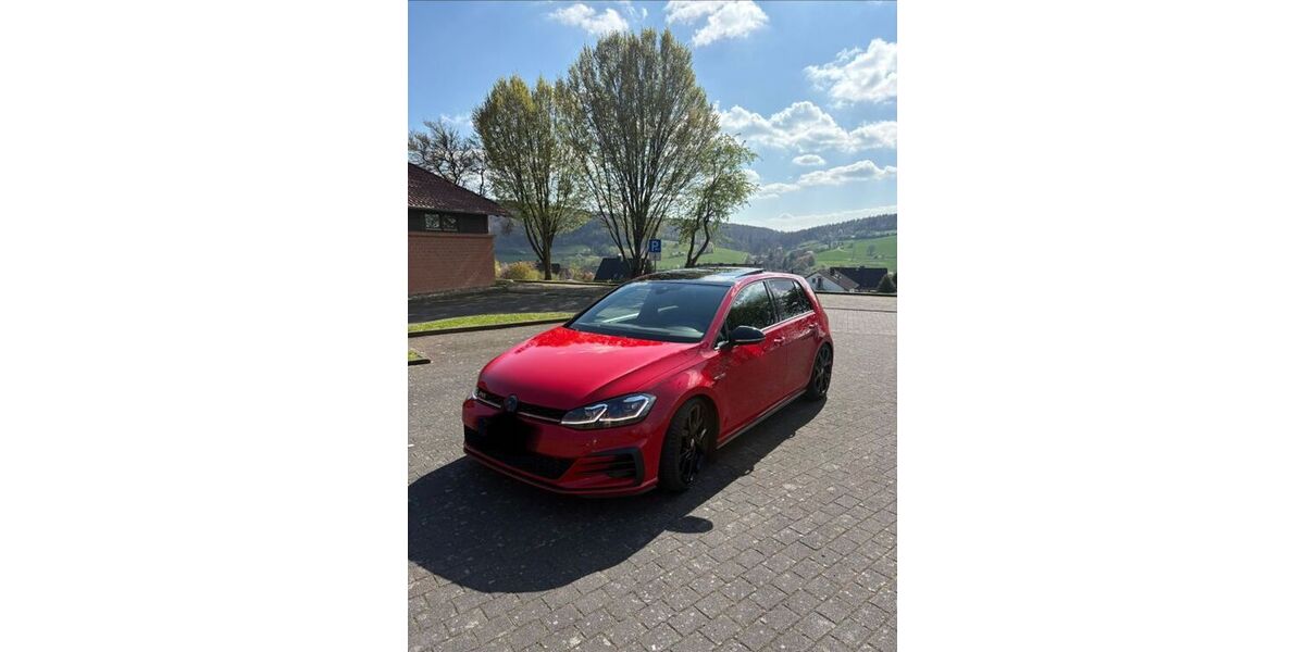 VW Golf 103.000 km 20.490 &euro; Körle 34327