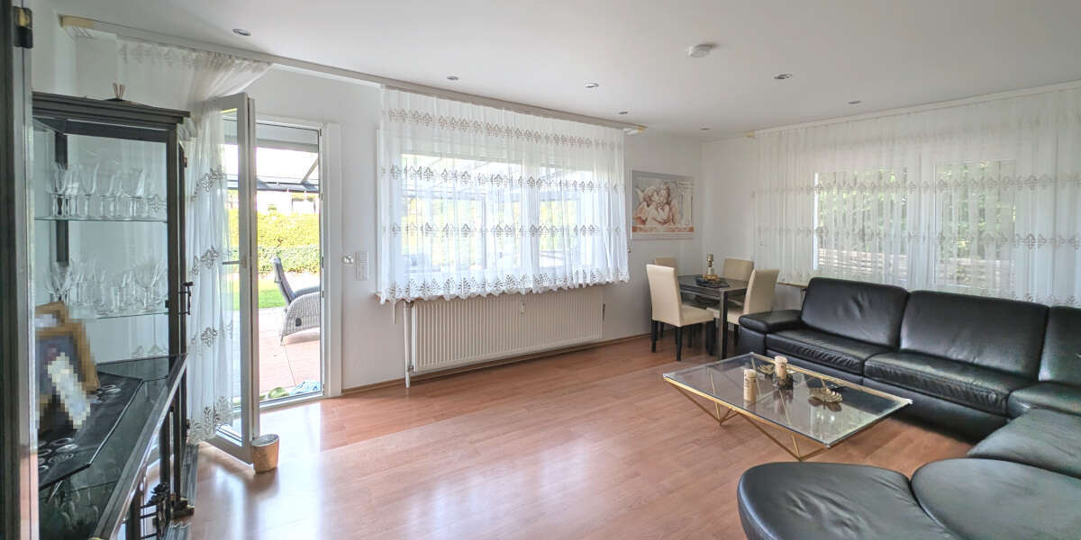 Einfamilienhaus Kassel / Kirchditmold Kirchditmold - 8 Zimmer, 166 m&sup2;, 499.000&euro; | Angebot:26015092