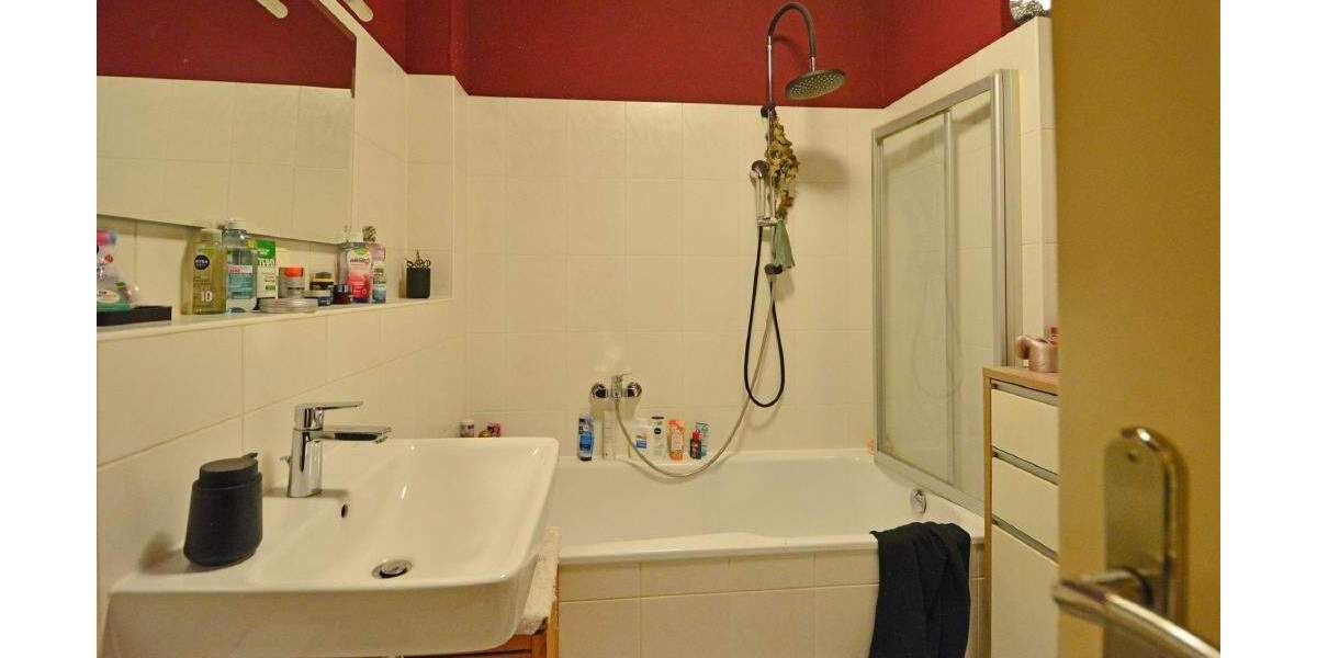 3-ZKB mit Balkon in guter Lage, KS-Mitte 3 zimmer