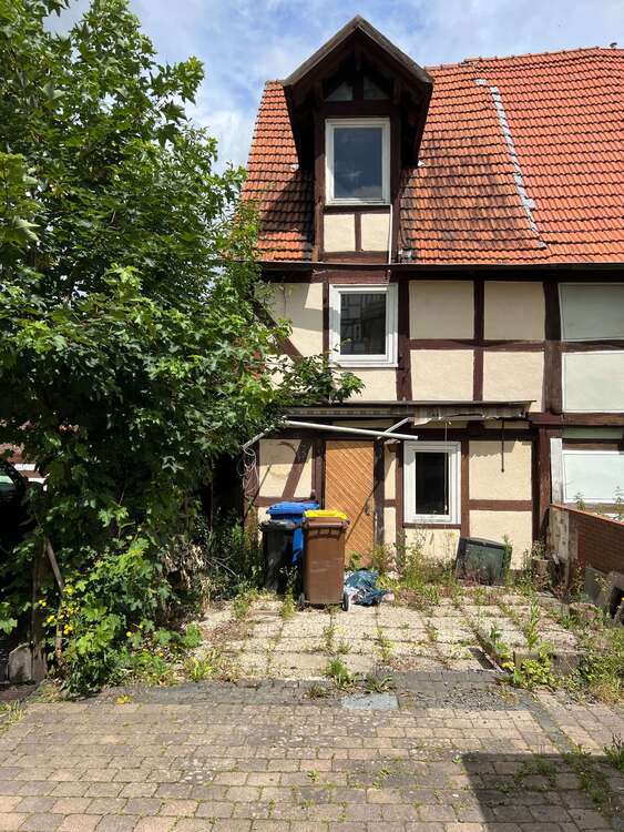Haus zum Kaufen in Bad Wildungen 25.000 € 90 m²