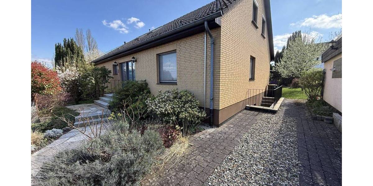 Einfamilienhaus Vellmar Vellmar-West - 7 Zimmer, 185 m&sup2;, 430.000&euro; | Angebot:26659749
