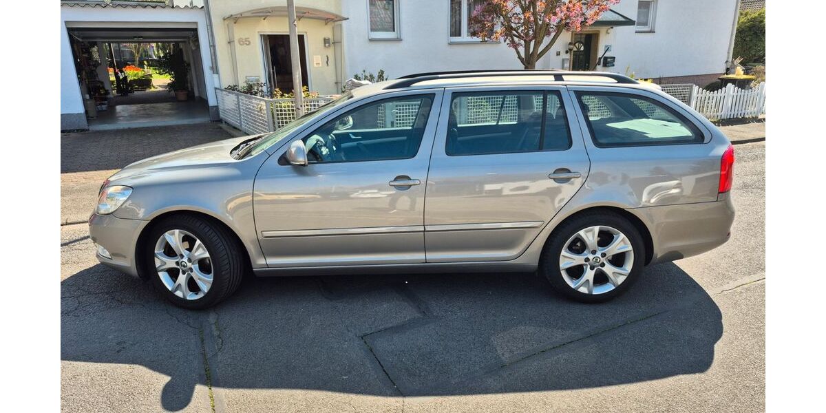Skoda Octavia 151.000 km 4.999 &euro; Kassel 34123