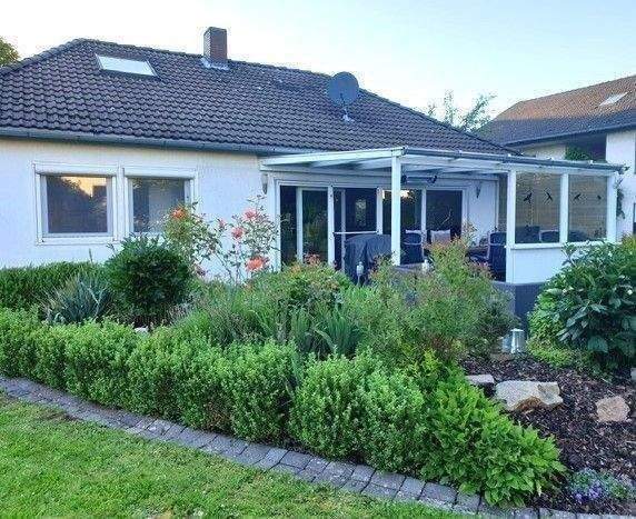 Einfamilienhaus Wolfhagen - 4 Zimmer, 120 m&sup2;, 350.000&euro; | Angebot:24967245