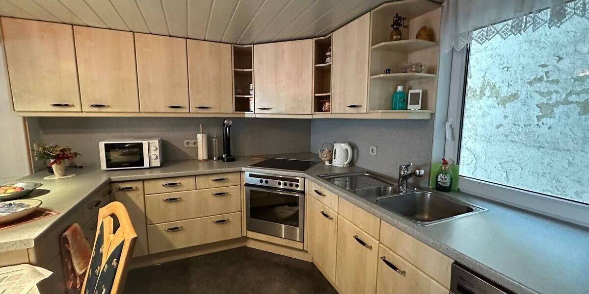 Mehrfamilienhaus, Wohnhaus Gudensberg Obervorschütz - 9 Zimmer, 239 m&sup2;, 125.000&euro; | Angebot:26154872