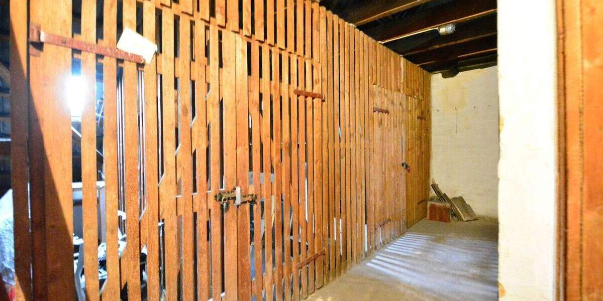 Etagenwohnung Kassel West - 3 Zimmer, 85 m&sup2;, 225.000&euro; | Angebot:25410013