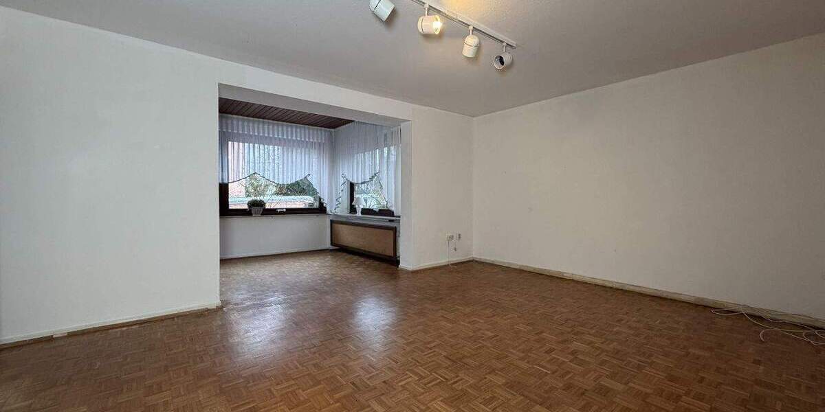 Mehrfamilienhaus, Wohnhaus Kassel Harleshausen - 9 Zimmer, 175 m&sup2;, 549.000&euro; | Angebot:25227527