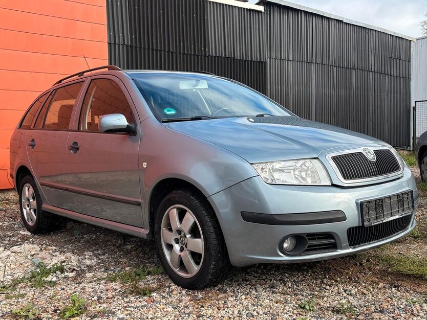 Skoda Fabia 129.000 km 1.650 € Landwehrhagen 34355
