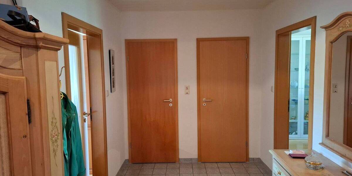 Etagenwohnung Kassel Jungfernkopf - 3 Zimmer, 104 m&sup2;, 379.000&euro; | Angebot:26815886