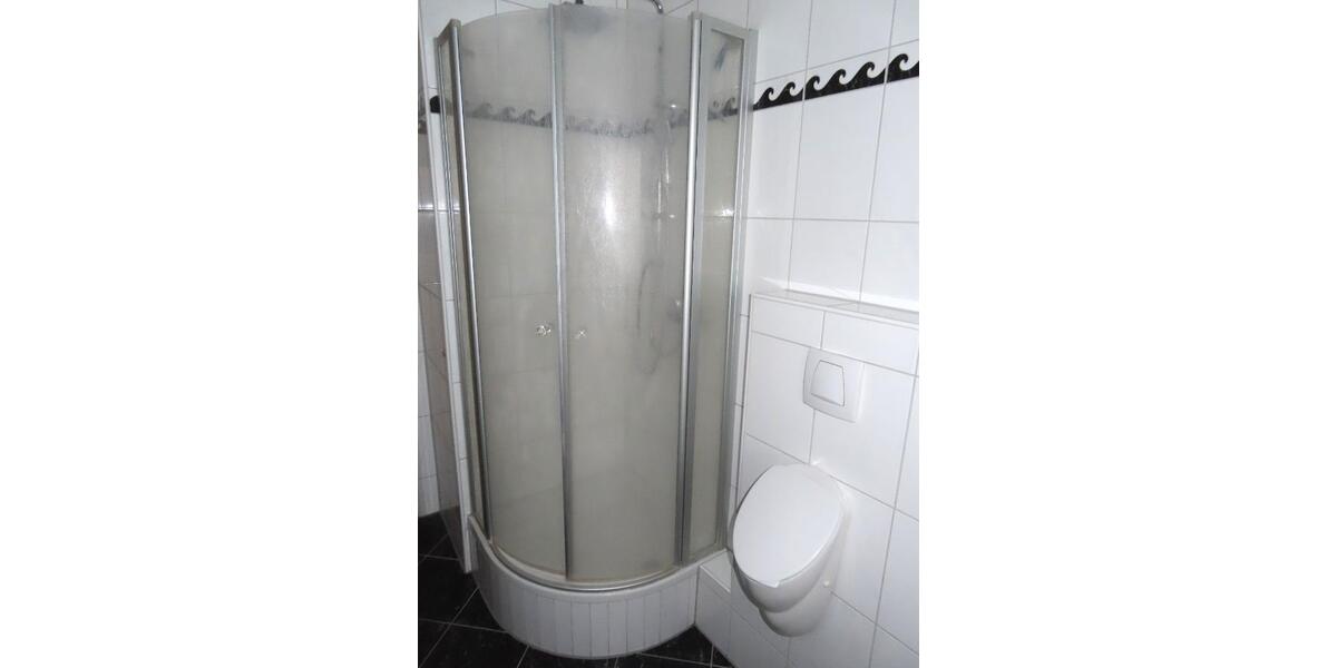 Gepflegte 2 ZKB mit kl. Wintergarten und Stellplatz in Niestetal-Sandershausen 2 zimmer