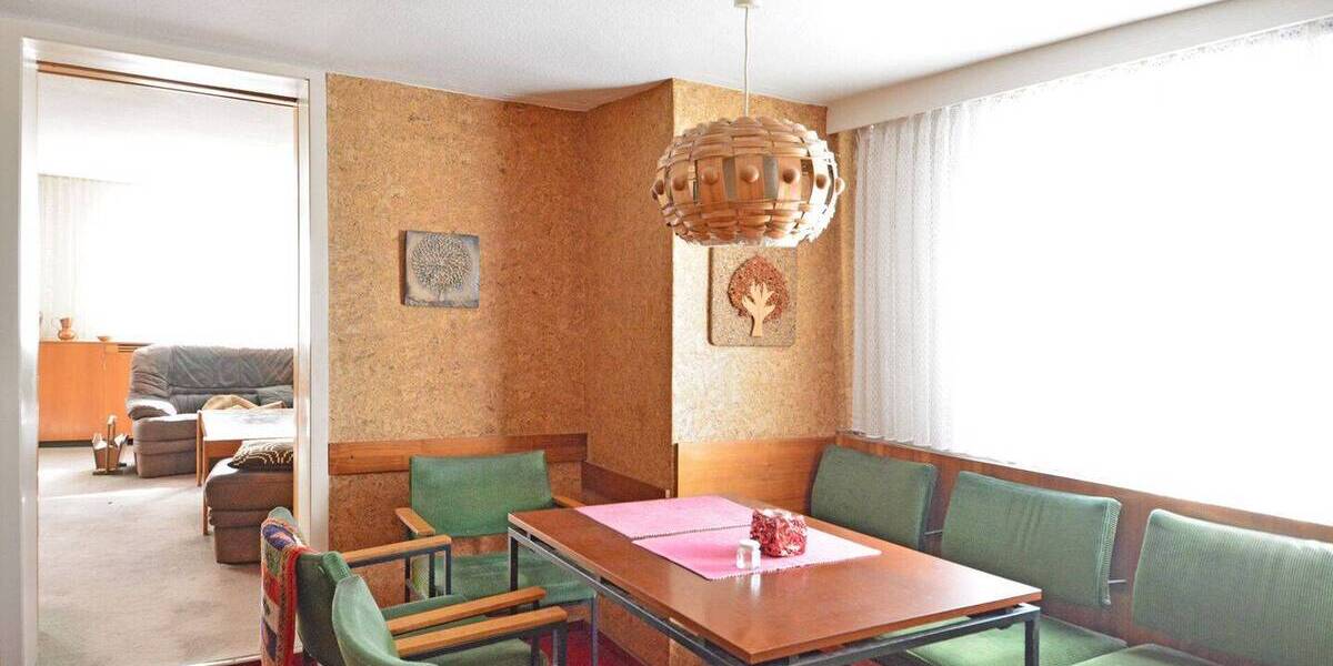Mehrfamilienhaus, Wohnhaus Wolfhagen - 9 Zimmer, 258 m&sup2;, 180.000&euro; | Angebot:26730957