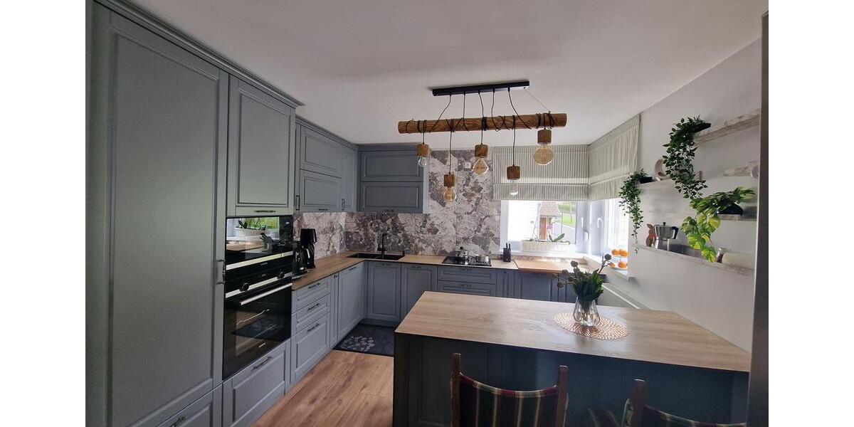 Mehrfamilienhaus, Wohnhaus Körle - 4 Zimmer, 120 m&sup2;, 1.200&euro; | Angebot:26235001