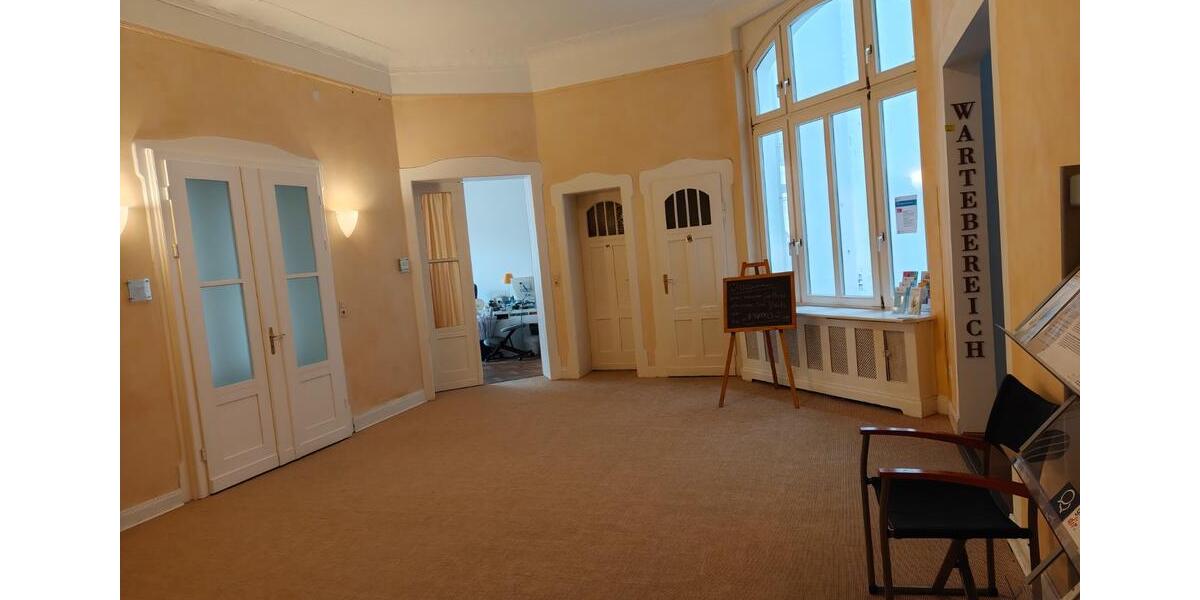 Schöner Praxisraum in Kassel zum 01.02.2026 oder später zimmer