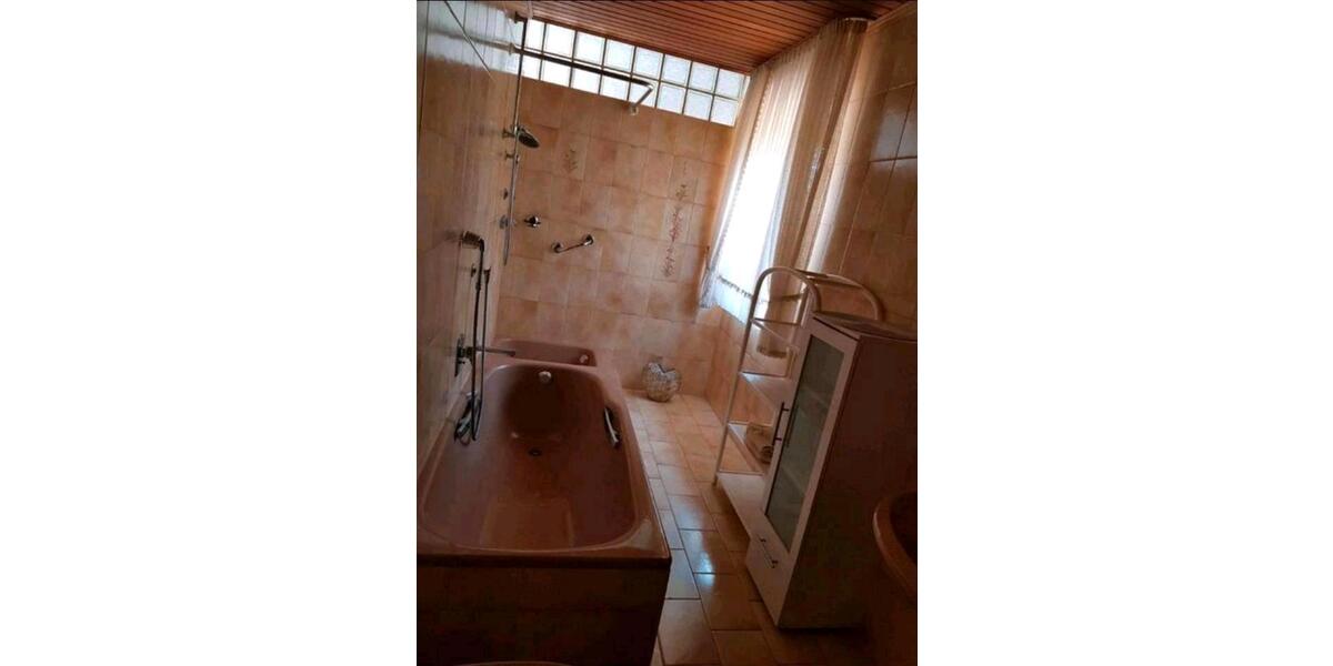 Mehrfamilienhaus, Wohnhaus Hessisch Lichtenau - 7 Zimmer, 194 m&sup2;, 239.000&euro; | Angebot:26624781
