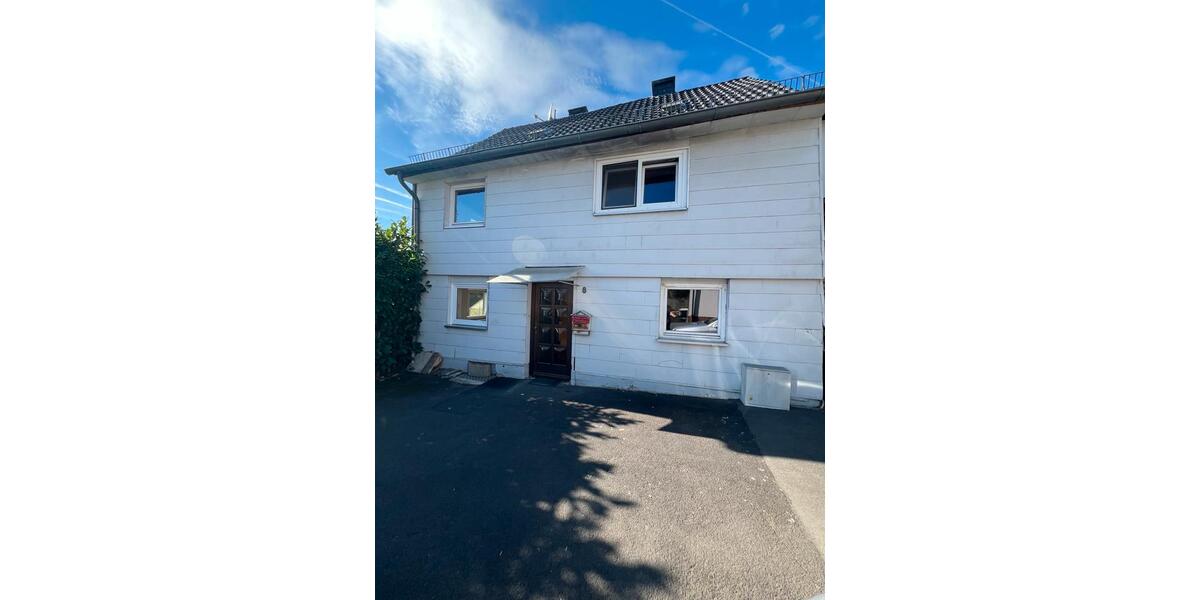 Einfamilienhaus Baunatal - 5 Zimmer, 130 m&sup2;, 200.000&euro; | Angebot:27534036