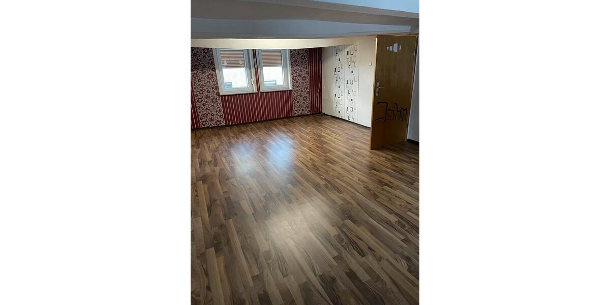 Einfamilienhaus Hessisch Lichtenau - 5 Zimmer, 121 m&sup2;, 85.000&euro; | Angebot:27027767