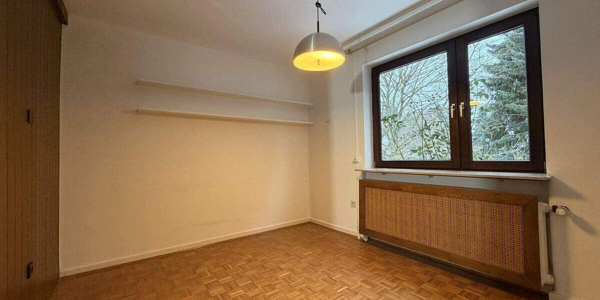 Mehrfamilienhaus, Wohnhaus Kassel Harleshausen - 9 Zimmer, 175 m&sup2;, 495.000&euro; | Angebot:25835625