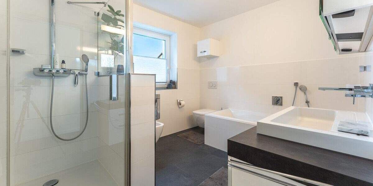 Einfamilienhaus Kassel Nordshausen - 7 Zimmer, 203 m&sup2;, 790.000&euro; | Angebot:25684842