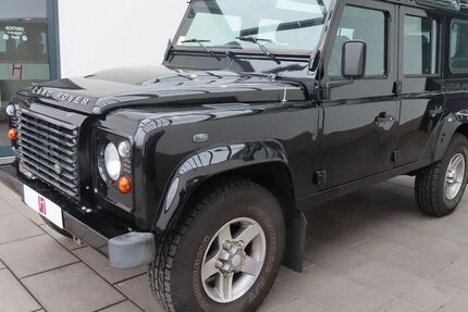 Land Rover Defender 147.778 km 36.985 &euro; Kassel 34123