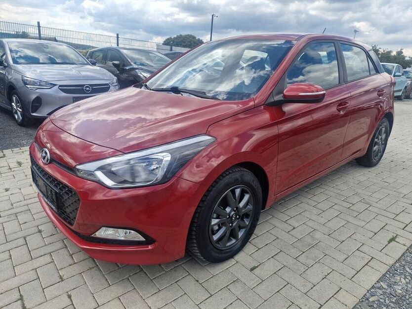 i20