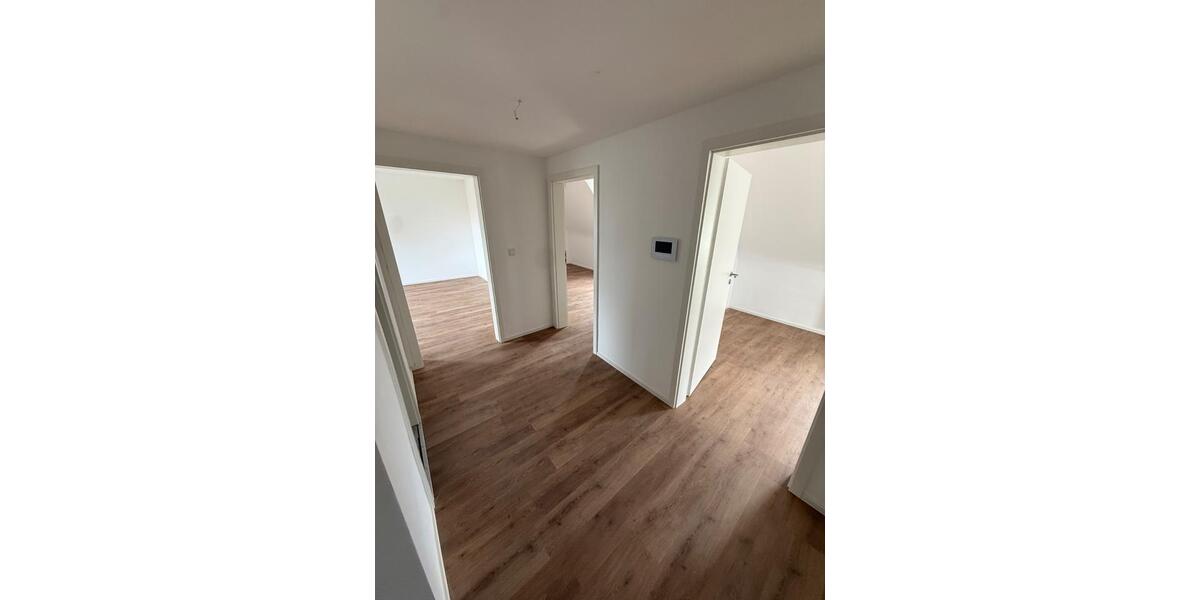 Dachgeschoßwohnung Kassel Niederzwehren - 2 Zimmer, 70 m&sup2;, 800&euro; | Angebot:26431504