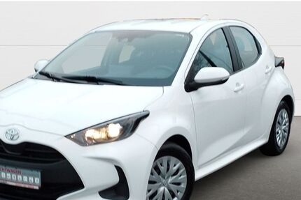 Toyota Yaris 19.968 km 14.890 &euro; Kassel 34125