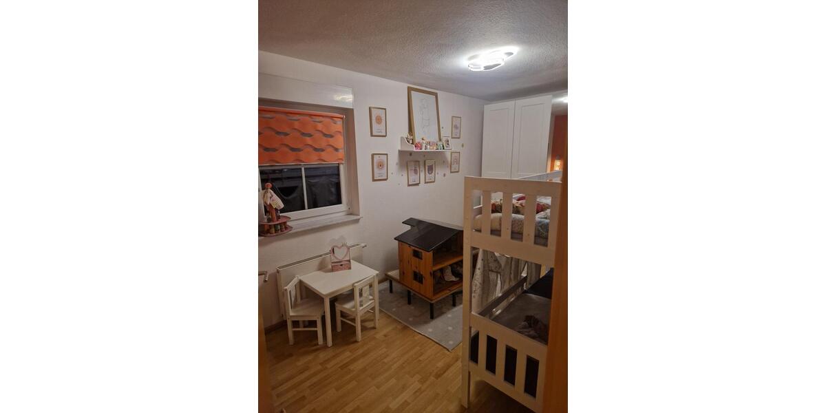 Doppelhaushälfte Söhrewald - 11 Zimmer, 146 m&sup2;, 349.000&euro; | Angebot:25182038