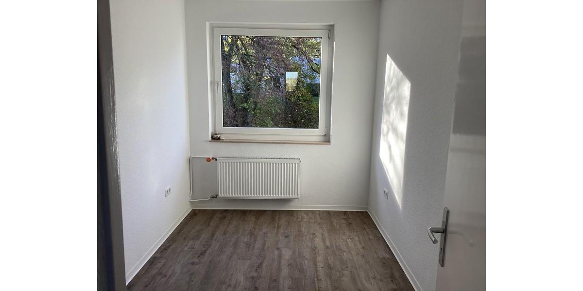 Etagenwohnung Kassel Bettenhausen - 4 Zimmer, 79 m&sup2;, 735&euro; | Angebot:23483597