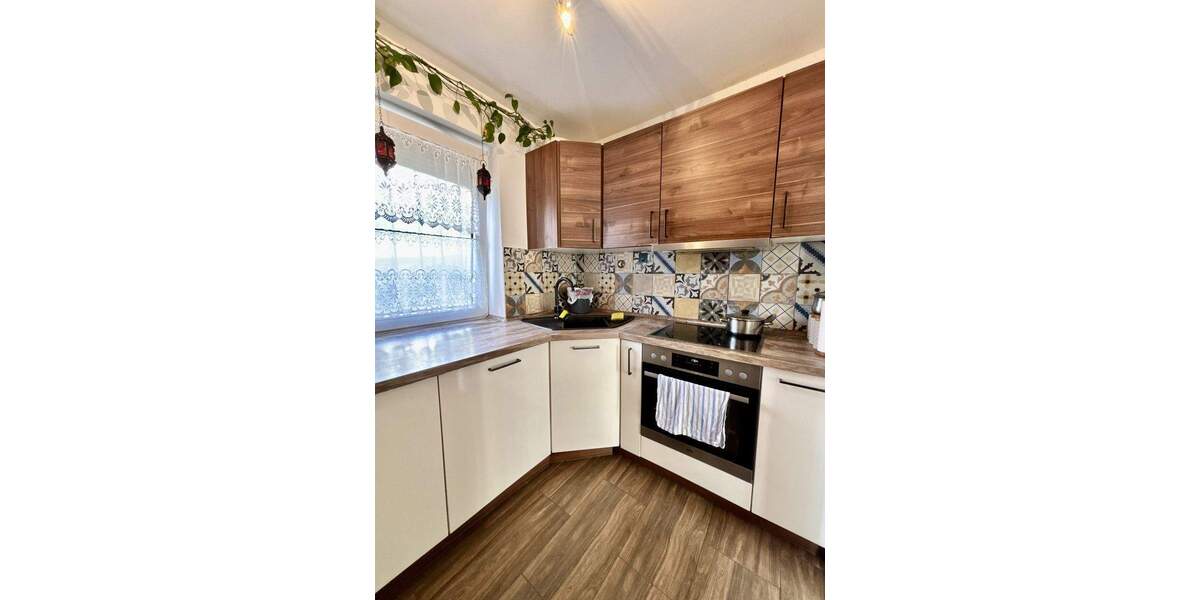 Mehrfamilienhaus, Wohnhaus Kassel Bettenhausen - 8 Zimmer, 168 m&sup2;, 395.000&euro; | Angebot:23944315