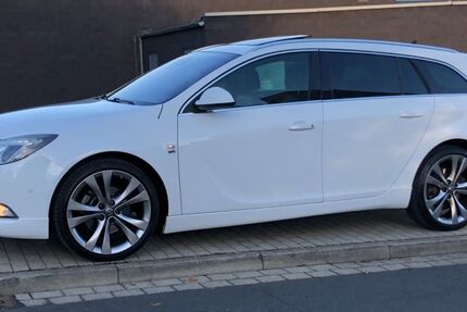 Opel Insignia 198.500 km 7.900 € Kassel 34134