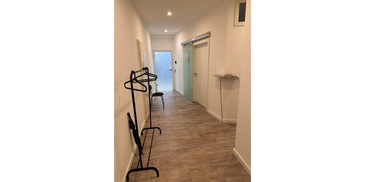 Schöne BüroPraxis Räume in 34121 Kassel Wehlheiden EG 2 zimmer