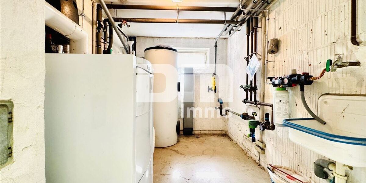 Exklusive Dachgeschosswohnung mit Balkon & Garage in gefragter Lage der Eichwaldsiedlung - Dachgeschoßwohnung Kassel Bettenhausen | Angebot:27070859