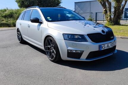 Skoda Octavia 226.000 km 9.750 &euro; Schauenburg 34270